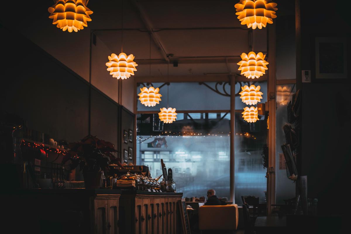 The Secret Language of Restaurant Lighting